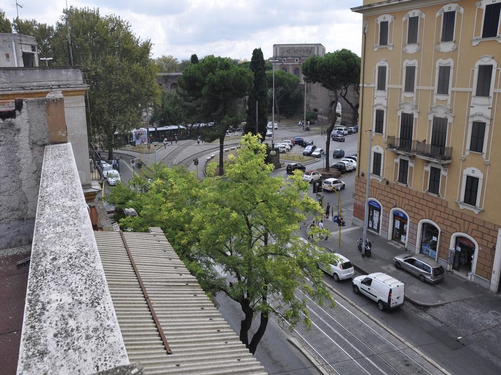 Cowsin House Apartment Rome Room photo